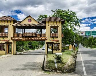 Jomaley Real Hotel - Лоха - Будівля