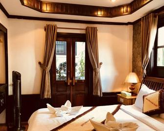 第一快樂別墅酒店 - 龍坡邦 - 琅勃拉邦 - 臥室