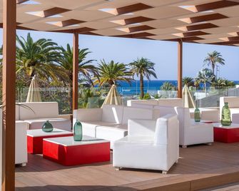 Alexandre Troya - Playa de las Américas - Veranda