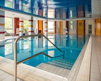 رويال ماريانسكي لازني - ماريانسكي لازن - حوض السباحة