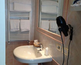 Hotel Terranova - Olbia - Badrum