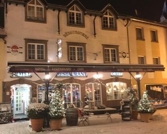 Hotel Restaurant Bürgerstube - Ulmen - Edificio