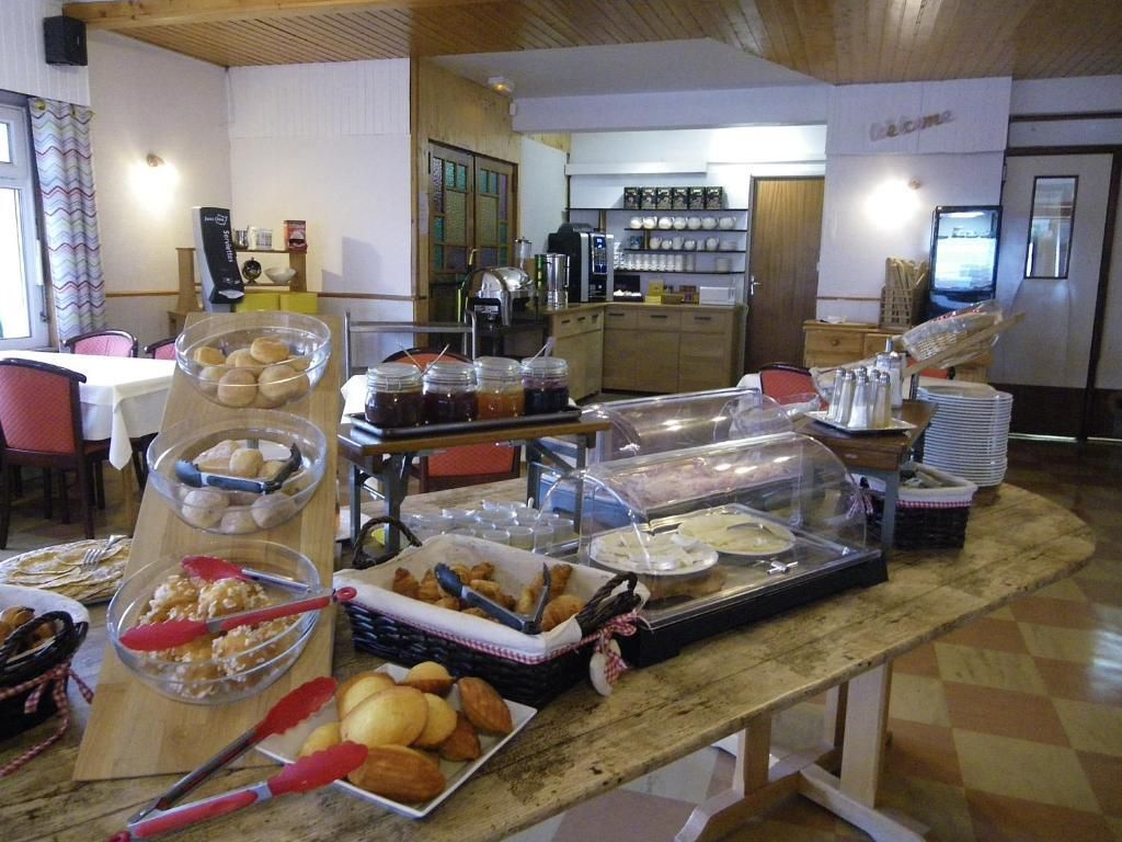 هوتل لا روت فيرت