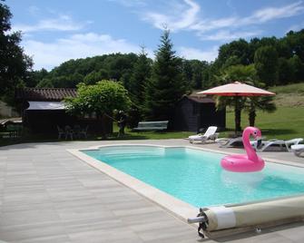 furnished accommodation in the town of Quatre Routes du Lot - Les Quatre-Routes-du-Lot - Piscina