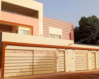 Kadoued Furnished Apartment 2 Bedroom - Ouagadougou - Building