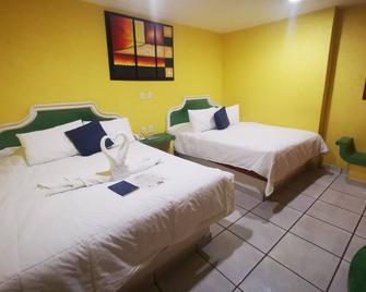 Hotel Casa Real - Poza Rica de Hidalgo - Schlafzimmer