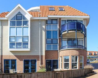 The Blue Whale - Bergen aan Zee - Edificio