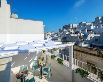 La Bella Ostuni Suites - Ostuni - Balcone