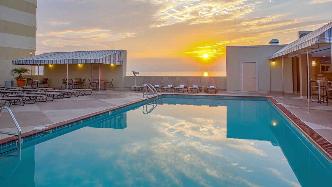 Beach Quarters Resort