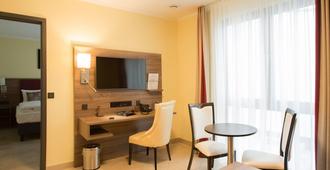 Naam Hotel & Apartment Frankfurt City-Messe Airport - Fráncfort - Sala de estar