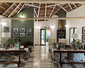 Pamarah Lodge - Victoria Falls - Lobby
