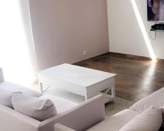 Beautiful house for rent for holidays - Treillières - Living room