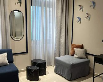 Living Yard Thissio - Atenas - Sala de estar