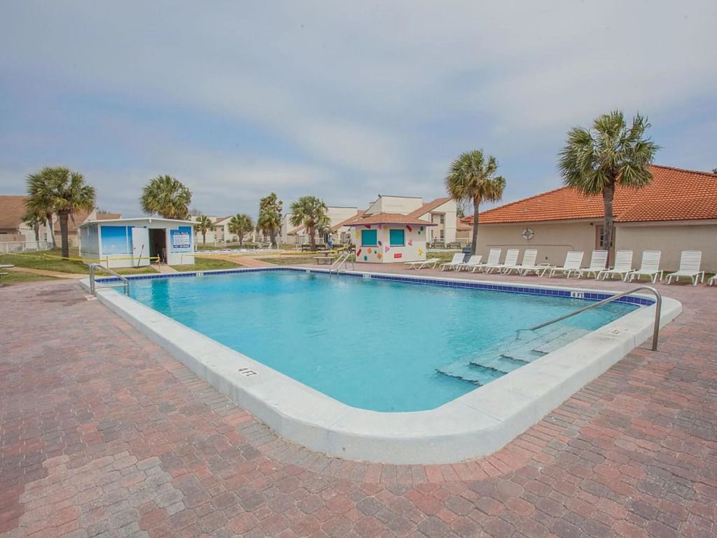 Horizon South by Panhandle Getaways - Panama City Beach - Pool
