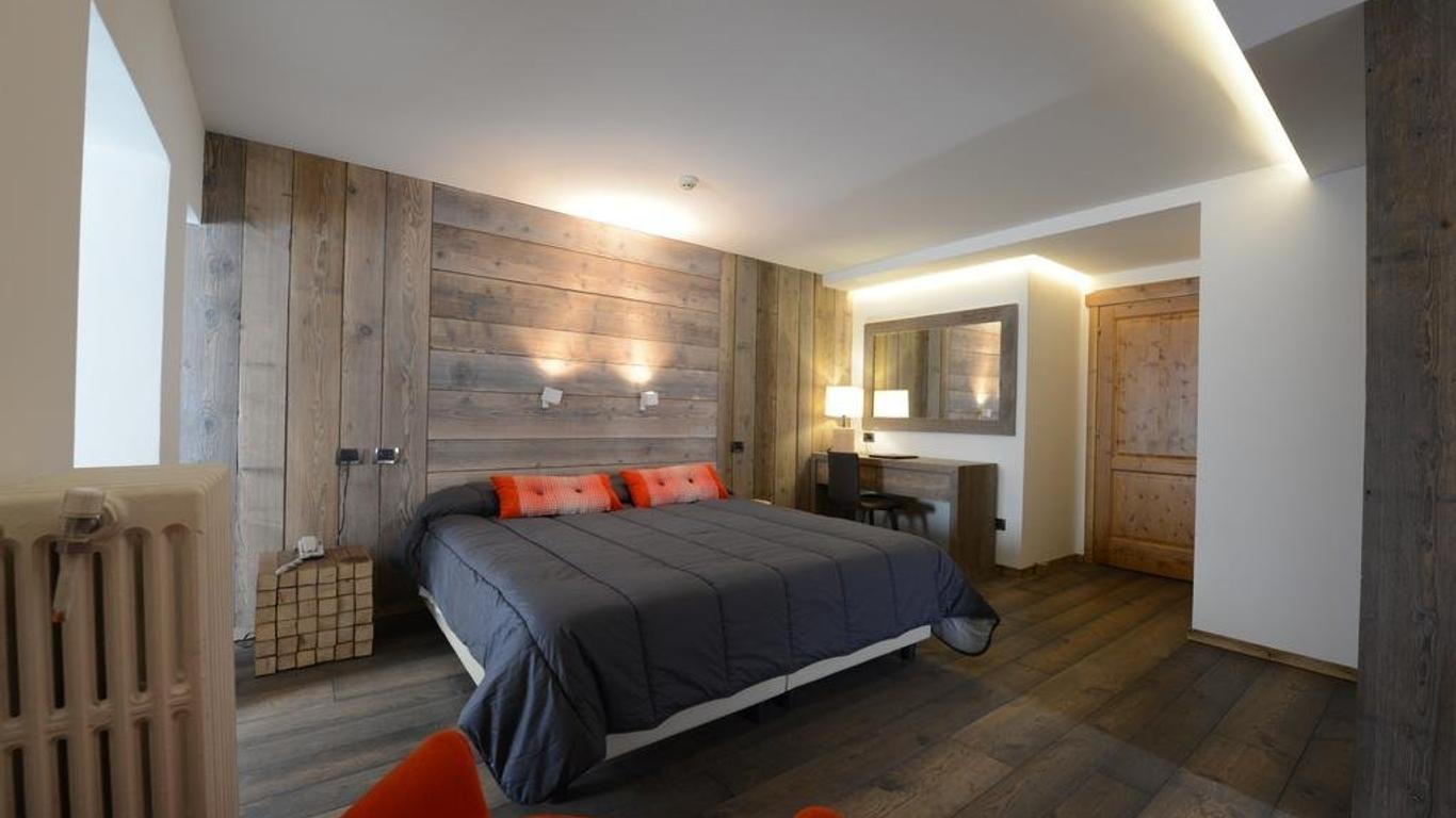 Hotel Vecchia Stazione Mountain Elegance