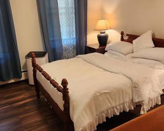 Chic corporate apartment in wonderful Pittsfield with AC, WiFi - Pittsfield - Habitación
