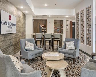 Candlewood Suites Longview By IHG - Longview - Obývací pokoj