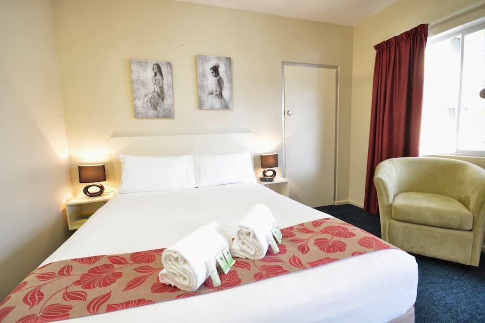 International Lodge Motel - Mackay - Bedroom