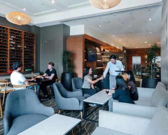 Novotel Christchurch Cathedral Square - Christchurch - Bar