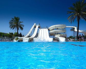 Matoula Beach Hotel - לאליסוס - בריכה