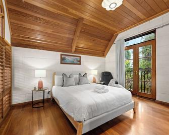 4BR Apollo Bay Beach house - Apollo Bay - Bedroom