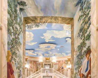 The Pierre, A Taj Hotel, New York - New York - Bar