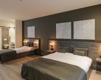 Hotel De Rustende Jager - Nieuw-Vennep - Bedroom