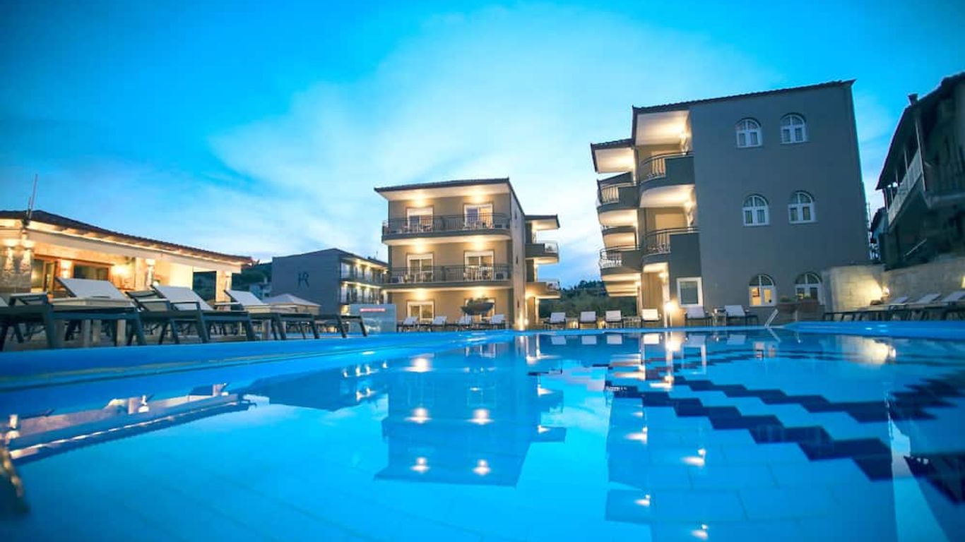 Royal Hotel and Suites