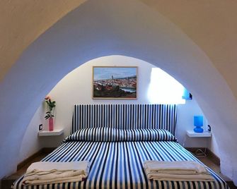 Cathedral Suite - Otrante - Chambre