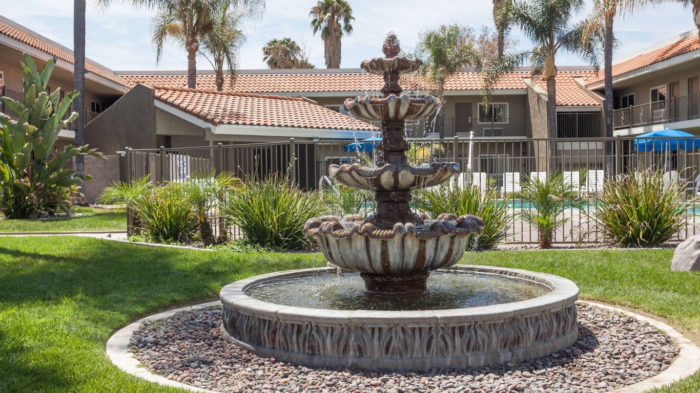 Travelodge by Wyndham Hemet CA