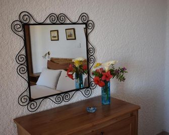 Eriketi Studios - Agia Marina - Kamervoorziening