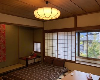 Kinkaku - Ky-ô-tô