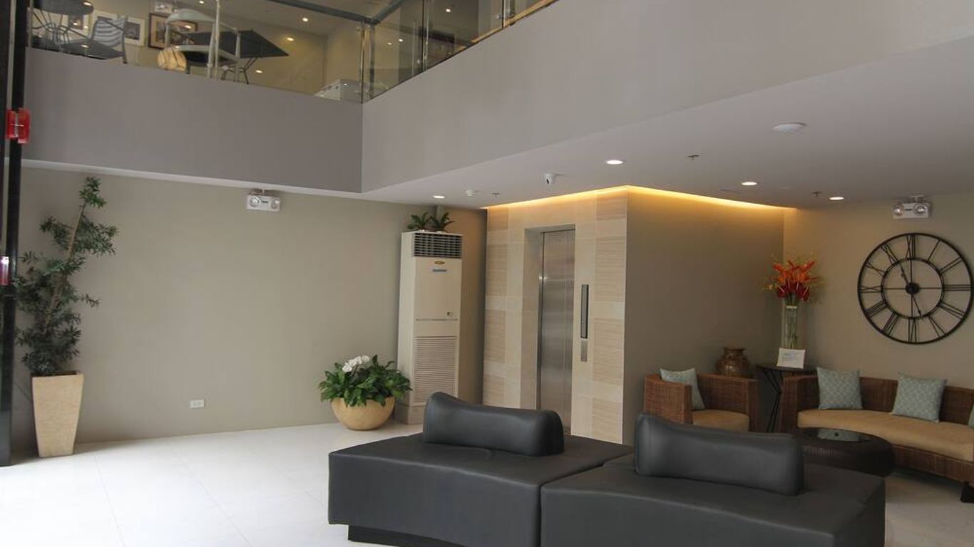 سيبو هوتل بلس