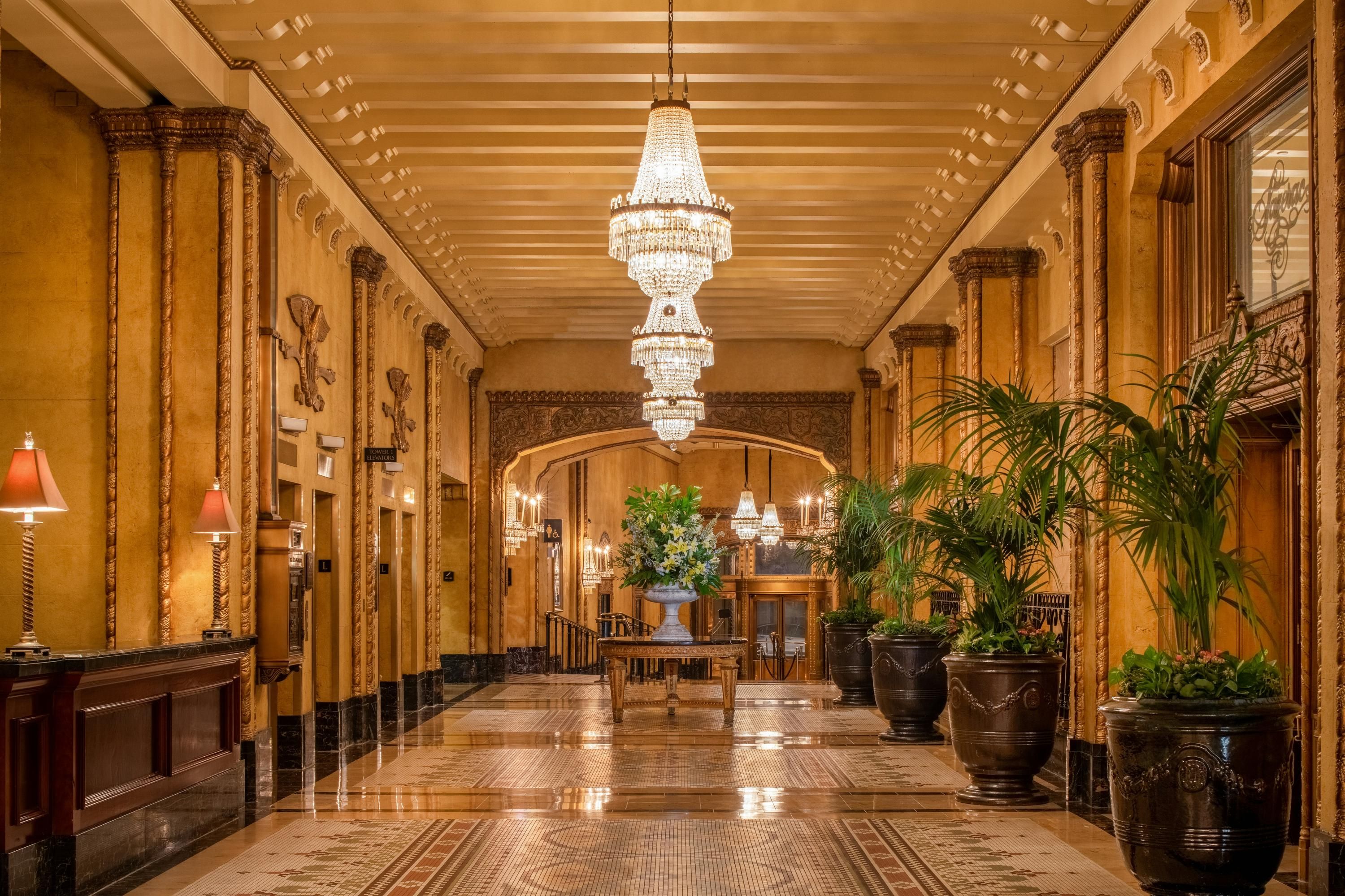 The Roosevelt New Orleans, A Waldorf Astoria Hotel - ניו אורלינס - לובי