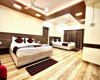 Udhayam Inn - Velankanni - Camera da letto