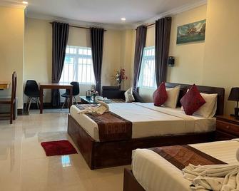 Queenwood Hotel - Nom Pen - Habitación