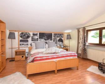 Cozy Apartment In Verrayes With Sauna - Verrayes - Habitación