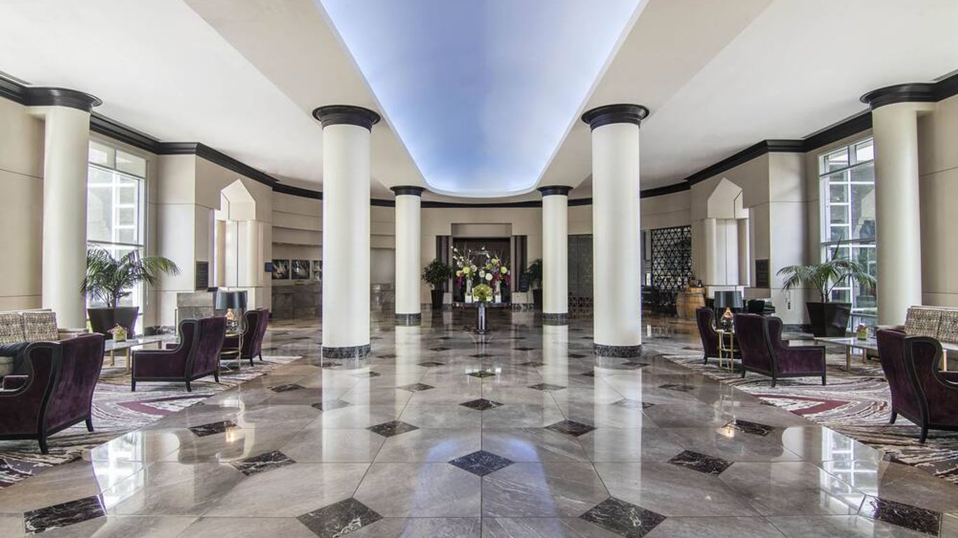 Renaissance Dallas North Hotel