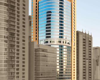 Discovery Suites - Pasig - Rakennus