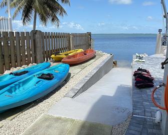 Night jasmine oceanfront vacation house - Summerland Key
