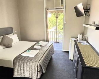 Grand Hotel Mt Morgan - רוקהאמפטון - חדר שינה