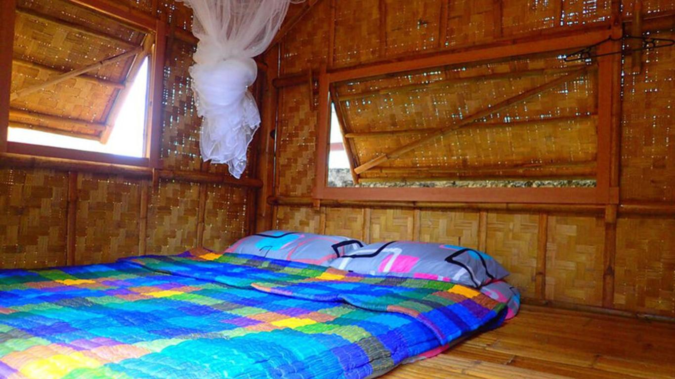 Fundee Story Guesthouse Bamboo House in Chiang mai old town