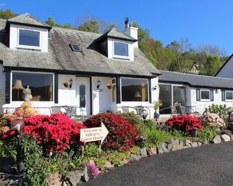 Hillview guest house - Fort William - Building
