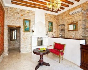 Tsopela Boutique Hotel - Skiathos - Living room