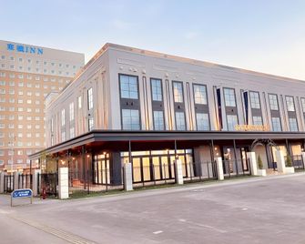 Toyoko Inn Shin-Aomori-eki Higashi-guchi - Aomori - Building