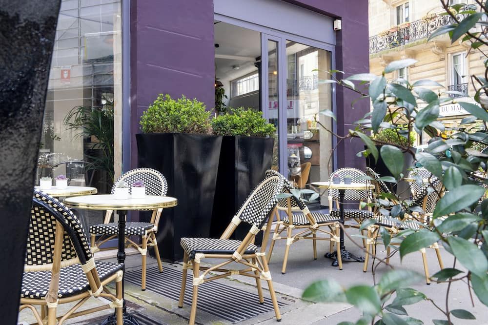 أبارت هوتل أفالون