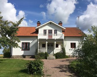 Large house with space for two families in a stunning farmhouse - Tranas - Gebouw