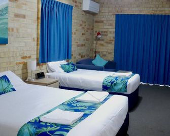 Emeraldene Inn & Eco-Lodge - Hervey Bay - Bedroom