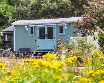 The Shepherd's Hut - Aberdyfi