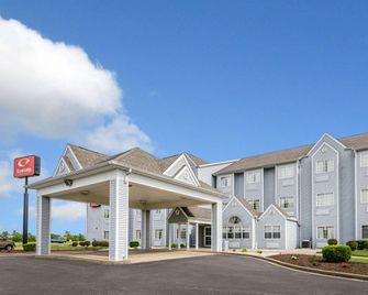 Econo Lodge Inn & Suites Evansville East - Evansville - Gebäude